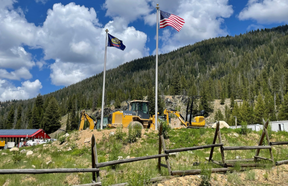 Perpetua Resources secures $400M equity financing for Stibnite project in Idaho