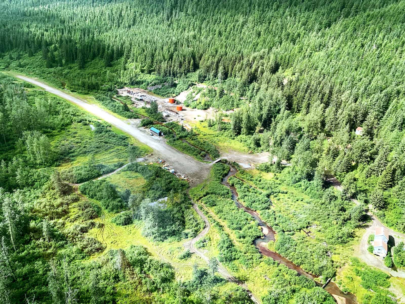 Canagold soars on New Polaris feasibility results