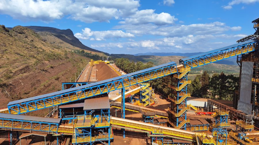 Brazil's Vale reopens key mine, plans to invest $12 billion in Minas Gerais